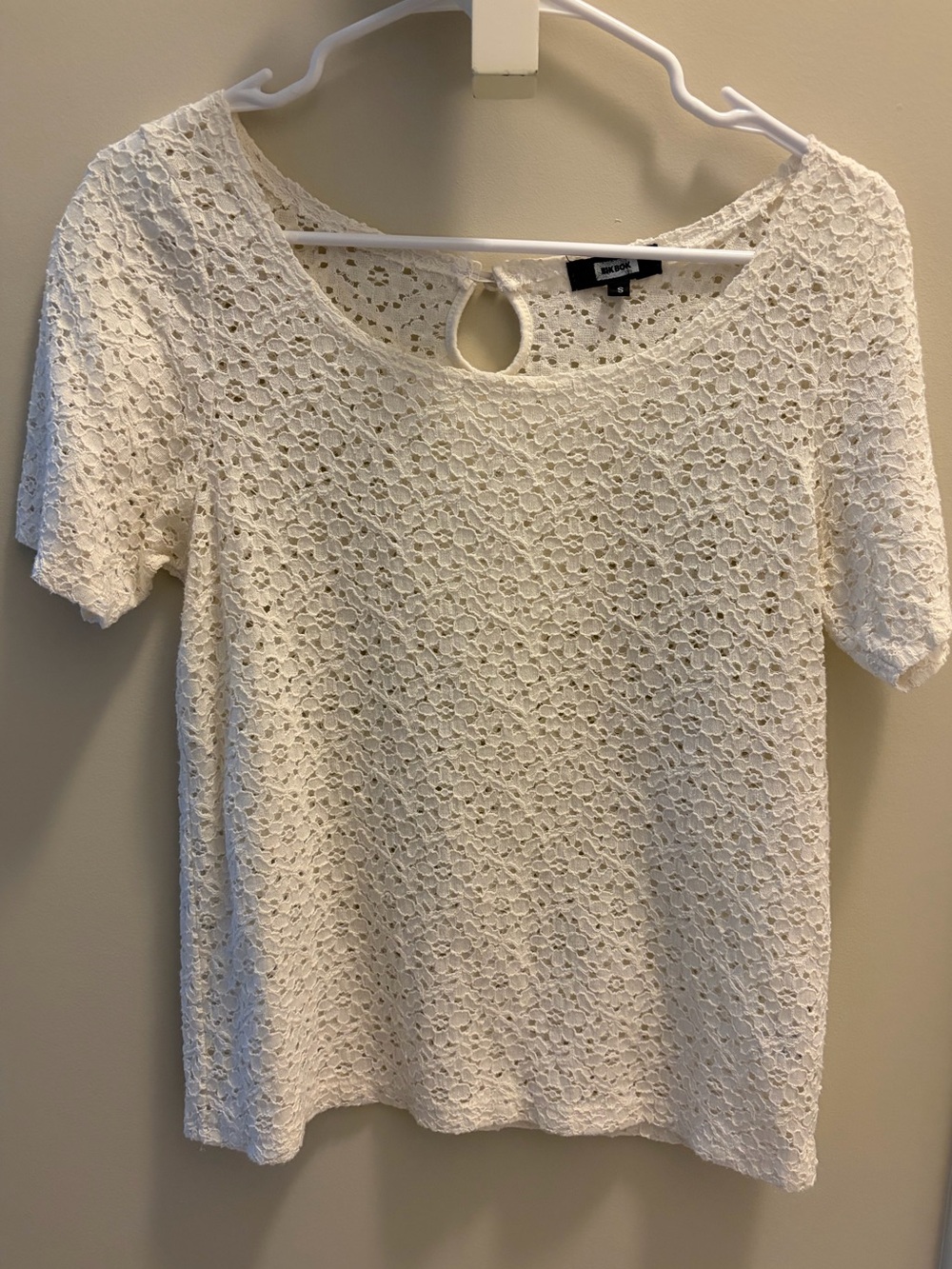 Women's Lace Scoop Neck Top in White